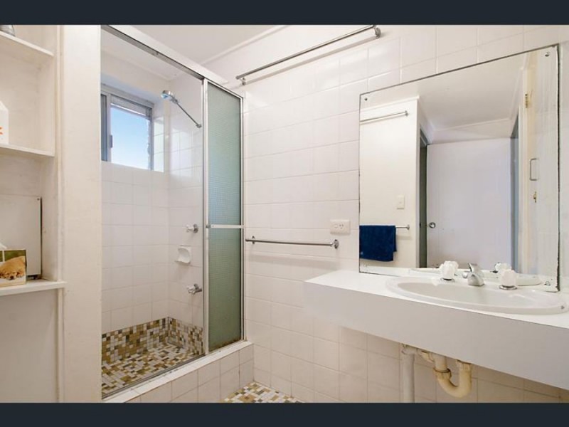 4/27 Burgess St, Kings Beach QLD 4551