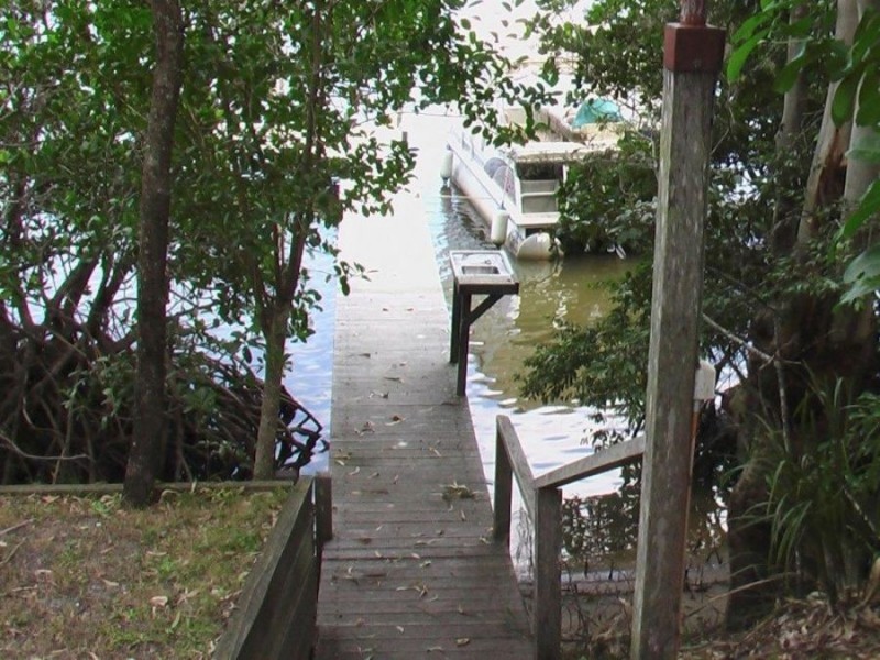 13 Maximillian Rd, Noosa North Shore QLD 4565