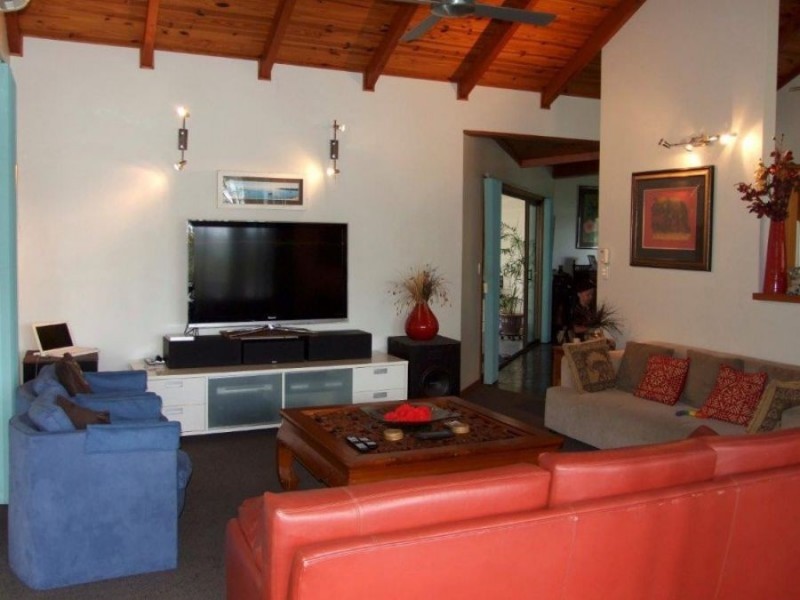 13 Maximillian Rd, Noosa North Shore QLD 4565