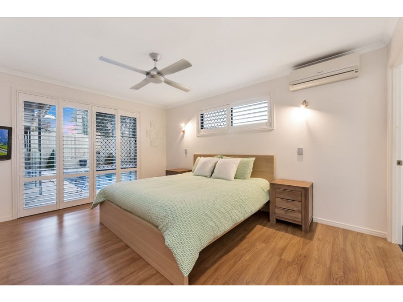 11 Anglia Place, Little Mountain QLD 4551