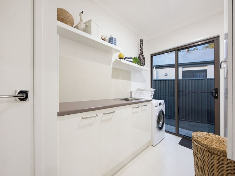 82 Wilderness Circuit, Little Mountain QLD 4551