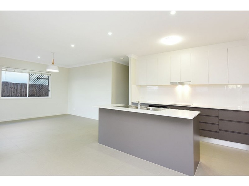 19 Bluff Street, Birtinya QLD 4575