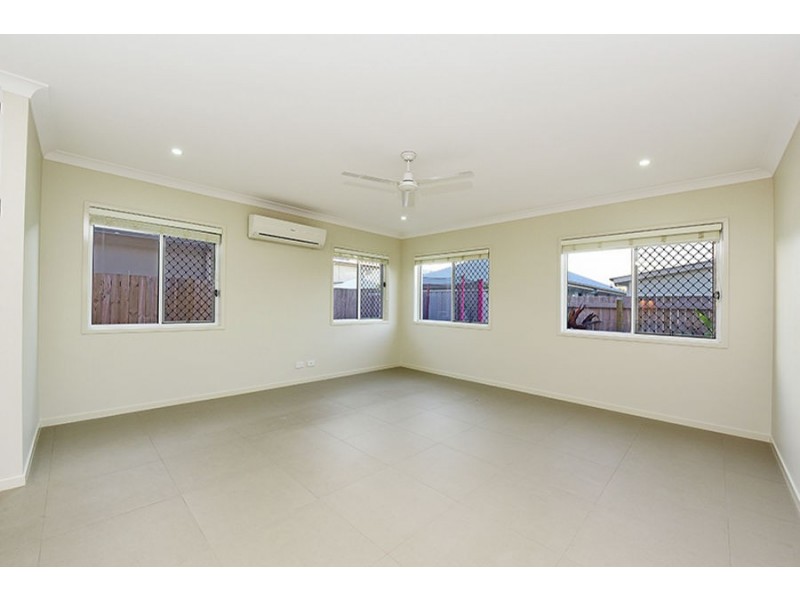 19 Bluff Street, Birtinya QLD 4575