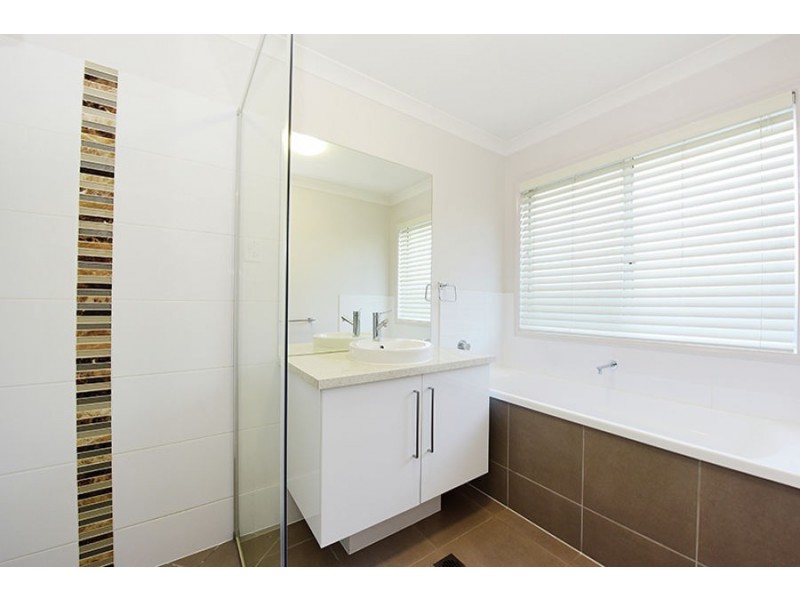 19 Shaw Street, Meridan Plains QLD 4551
