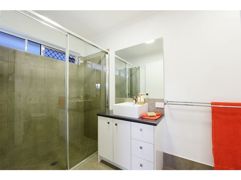 8 Osage Street, Caloundra West QLD 4551