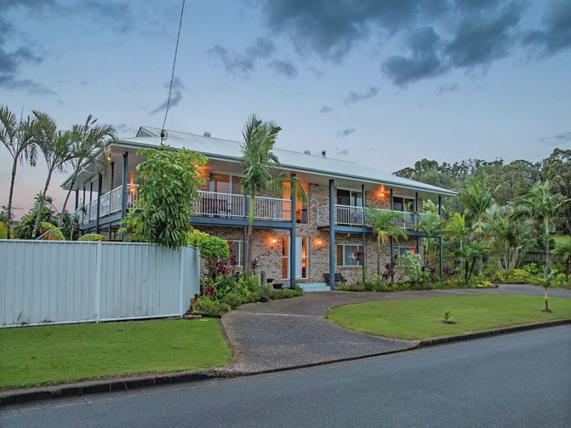 15 Pinewood Street, Little Mountain QLD 4551