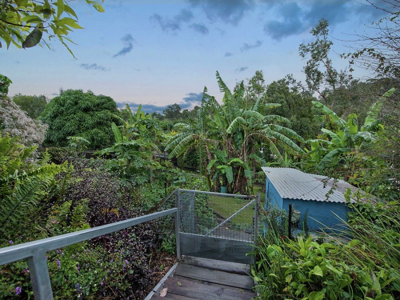 15 Pinewood Street, Little Mountain QLD 4551