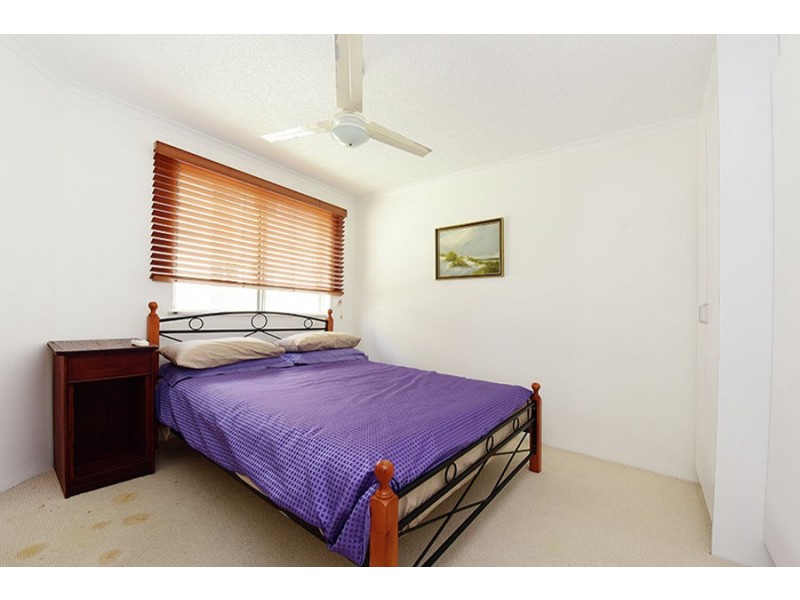 5 49 Verney St, Kings Beach QLD 4551
