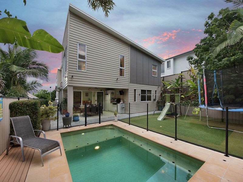 11 Bombala Terrace, Caloundra QLD 4551