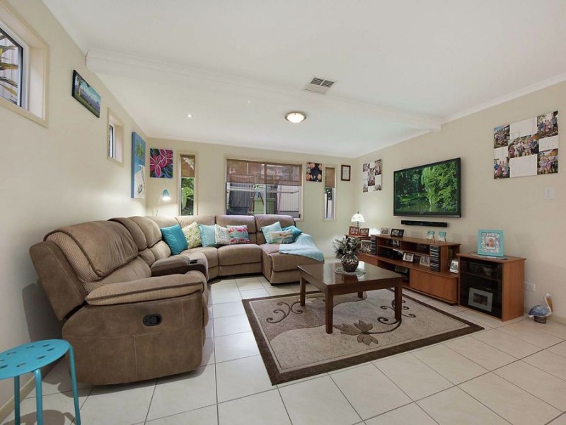 11 Bombala Terrace, Caloundra QLD 4551
