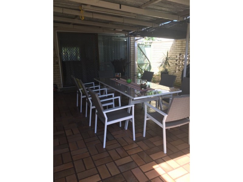 1 Kevdon Street, Golden Beach QLD 4551