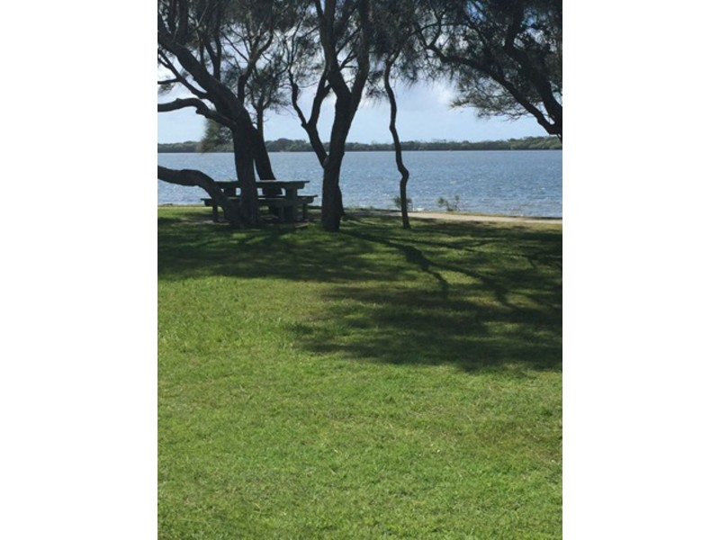 1 Kevdon Street, Golden Beach QLD 4551