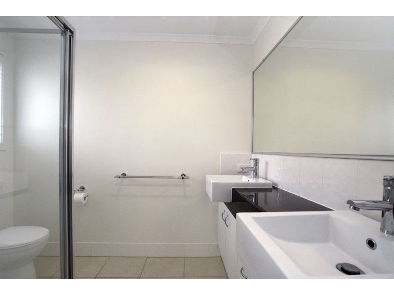 25 Elvena Circuit, Little Mountain QLD 4551