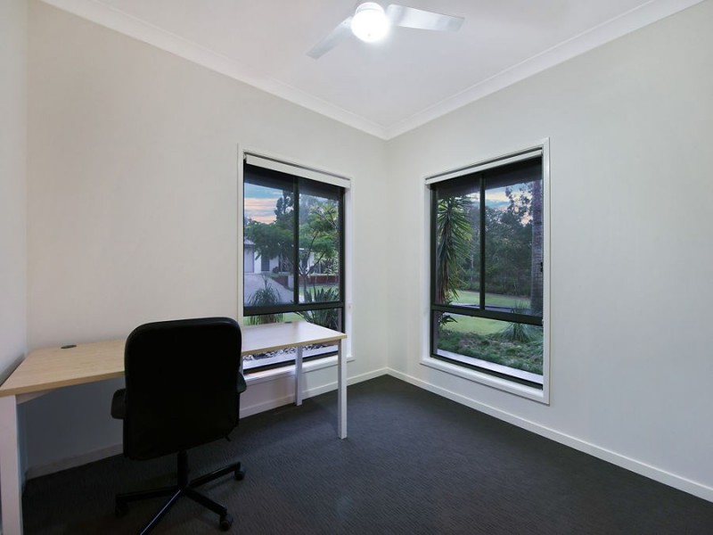 6 Park Hollow Mews, Little Mountain QLD 4551