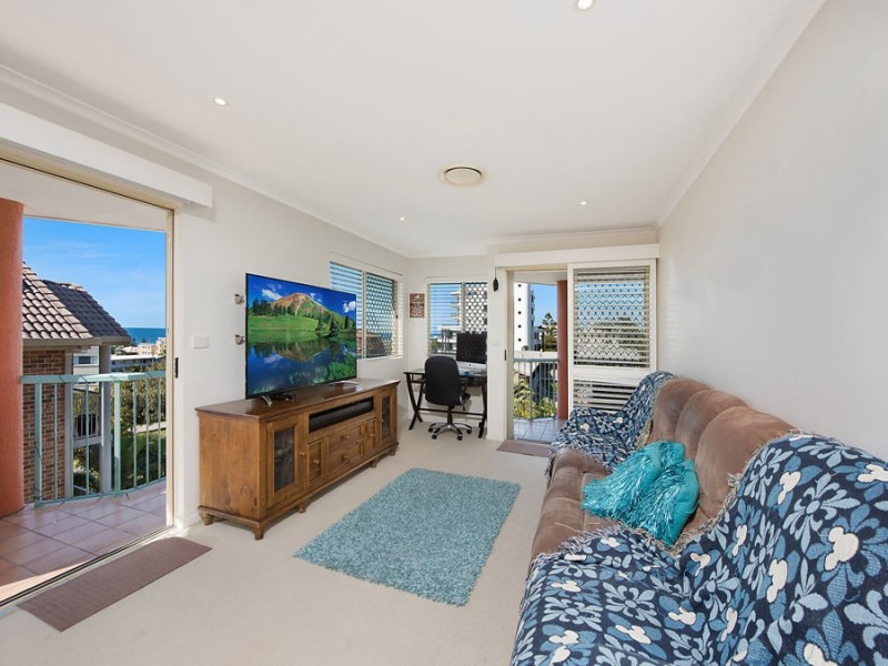 5/11 Saltair Street, Kings Beach QLD 4551