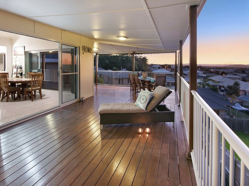 17 Hinterland Drive, Little Mountain QLD 4551