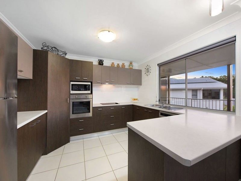 17 Hinterland Drive, Little Mountain QLD 4551