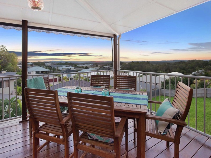 17 Hinterland Drive, Little Mountain QLD 4551