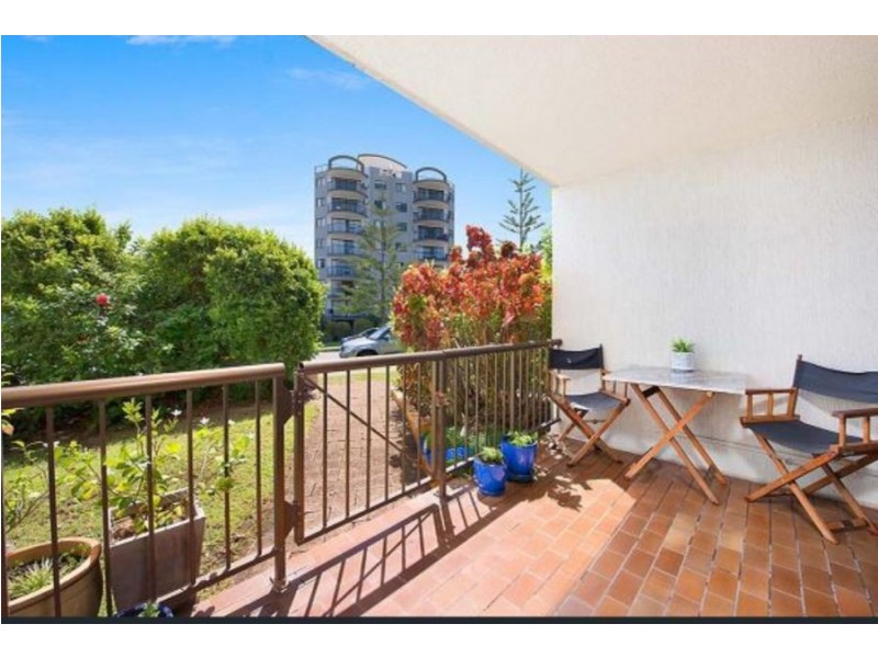 2/43 Albert Street, Kings Beach QLD 4551