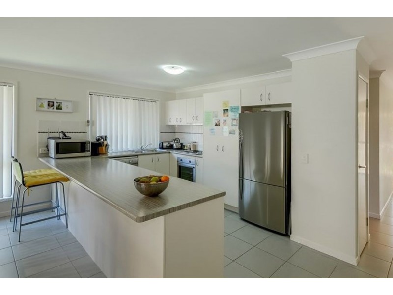 9 Middle Park Street, Little Mountain QLD 4551