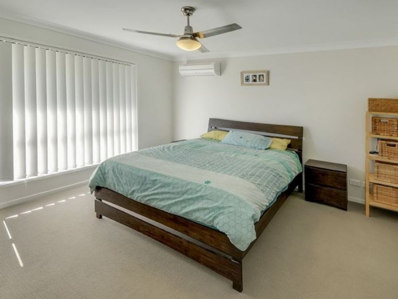 9 Middle Park Street, Little Mountain QLD 4551