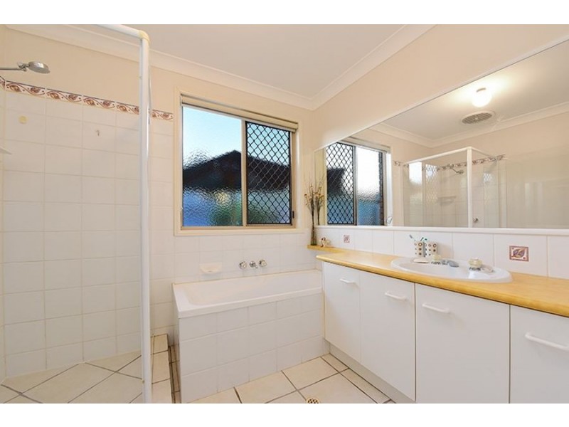 20 Arcadia Drive, Beerwah QLD 4519