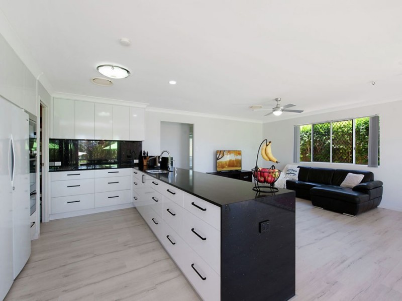 2 Homestead Drive, Little Mountain QLD 4551