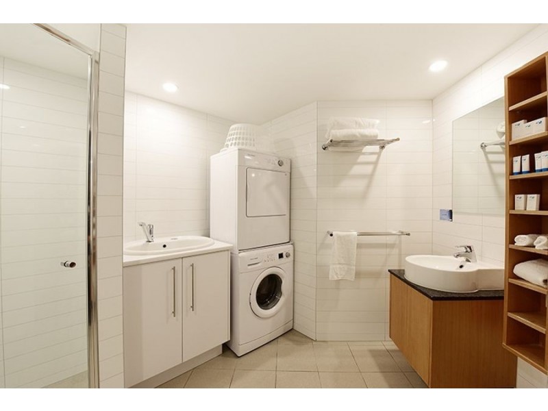 102/10 Leeding Terrace, Caloundra QLD 4551