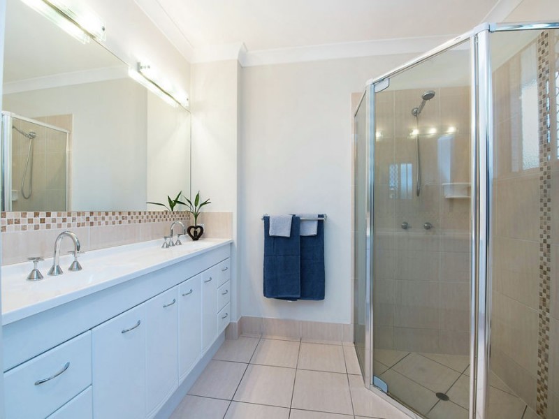 10 Wildflower Way, Little Mountain QLD 4551