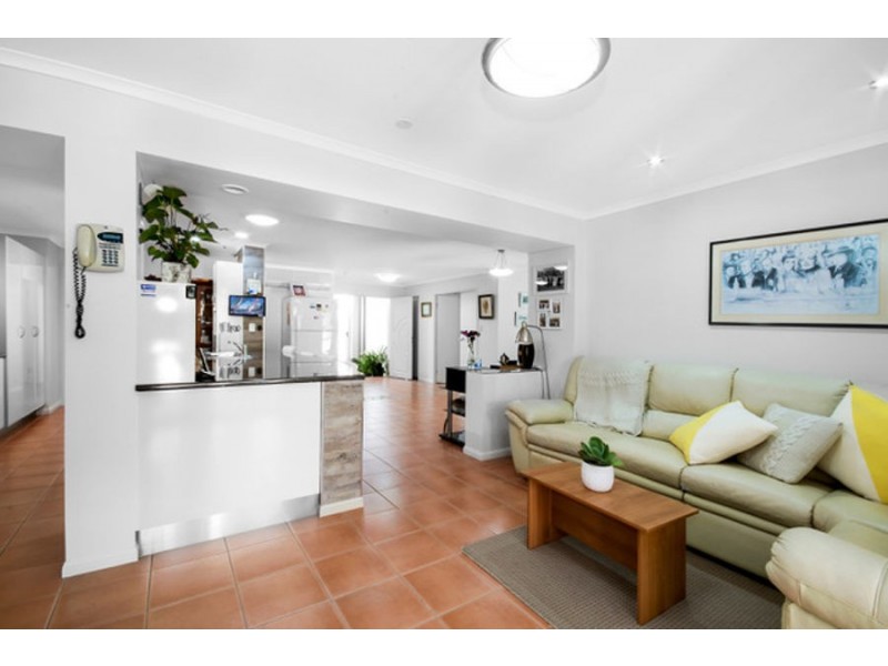 61 Koala Court, Little Mountain QLD 4551