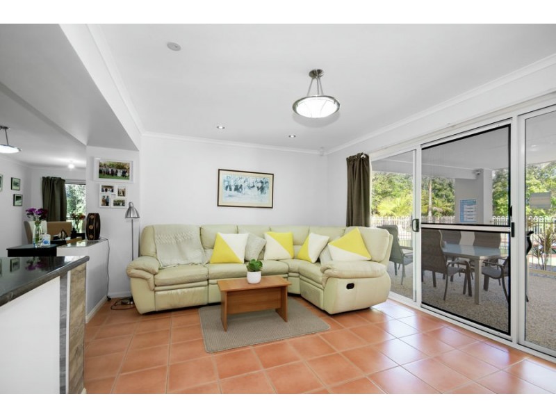 61 Koala Court, Little Mountain QLD 4551