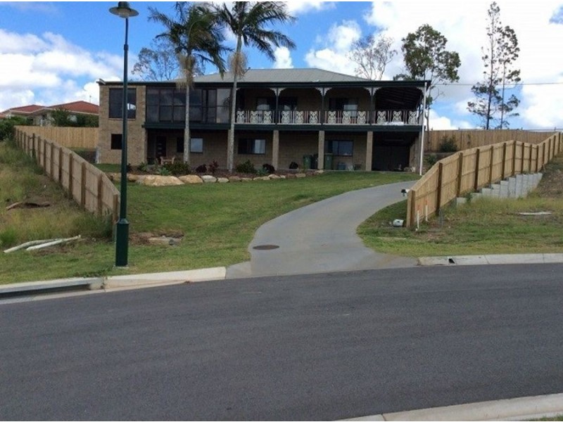 5 Sea Breeze Place, 82 Caloundra Road, Little Mountain QLD 4551