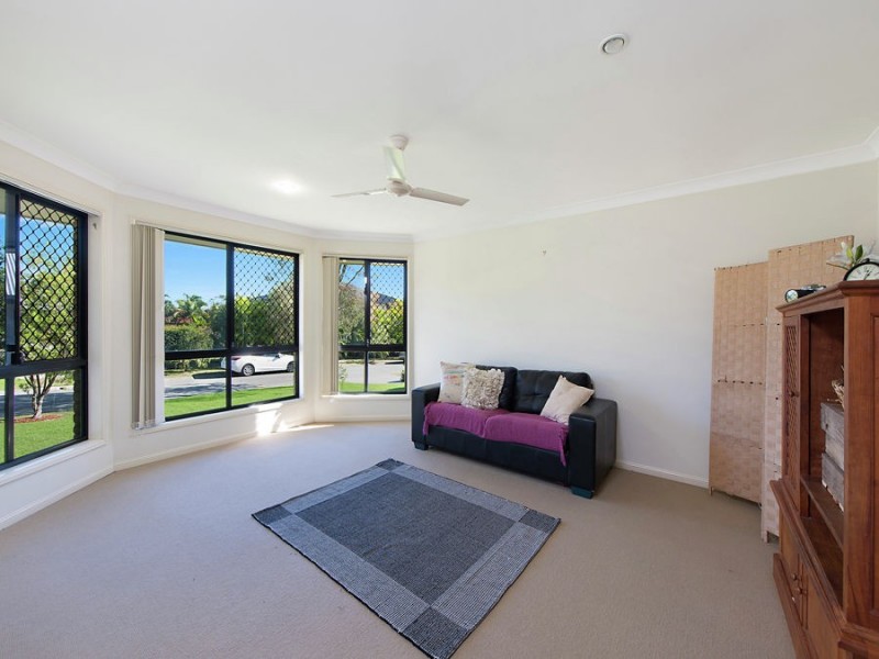 7 Somerset Lane, Little Mountain QLD 4551
