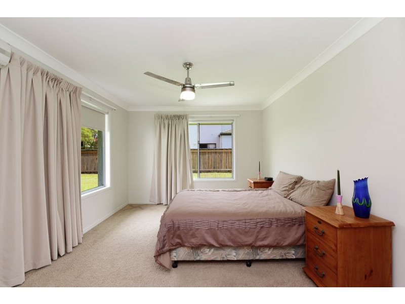 25 Tall Trees Way, Little Mountain QLD 4551