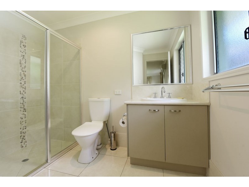 25 Tall Trees Way, Little Mountain QLD 4551