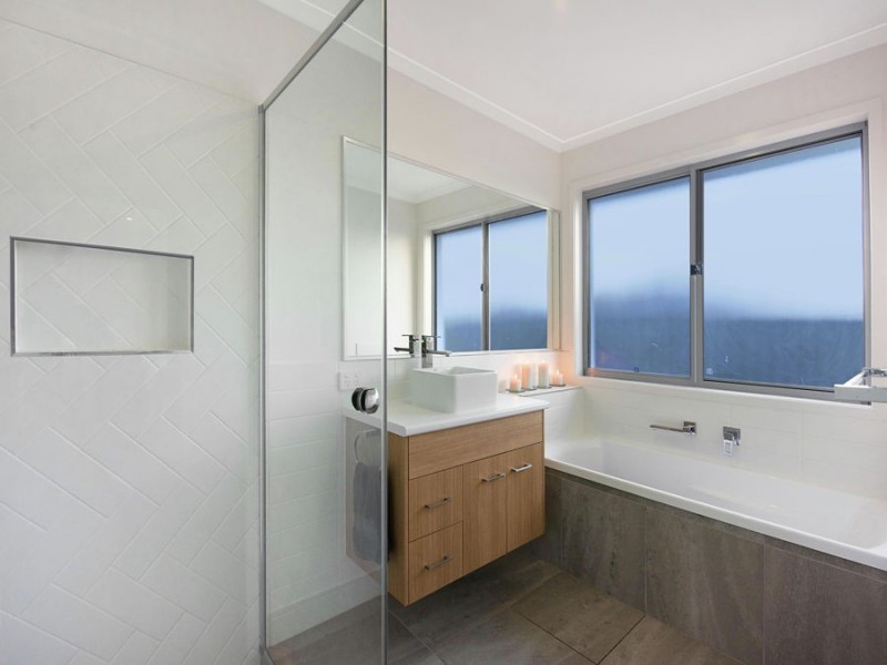 84 Wilderness Cct, Little Mountain QLD 4551