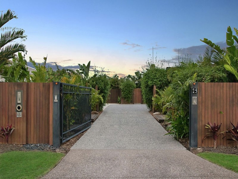 25 Gippsland Place, Caloundra West QLD 4551