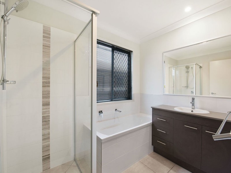 92 Wilderness Circuit, Little Mountain QLD 4551