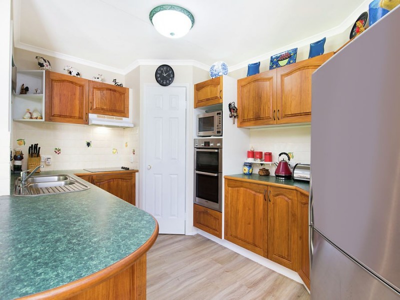 63 Pinelands Drive, Beerwah QLD 4519