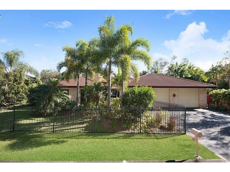 6 Earls Court, Little Mountain QLD 4551