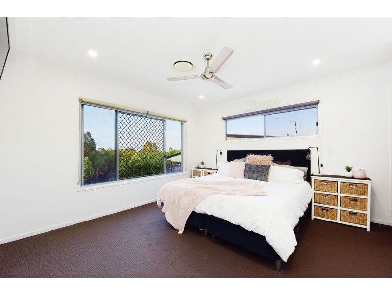 6 The Parkway, Aroona QLD 4551