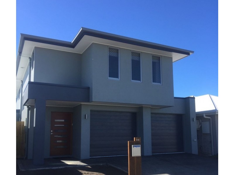 35 Pearl Cres, Caloundra West QLD 4551