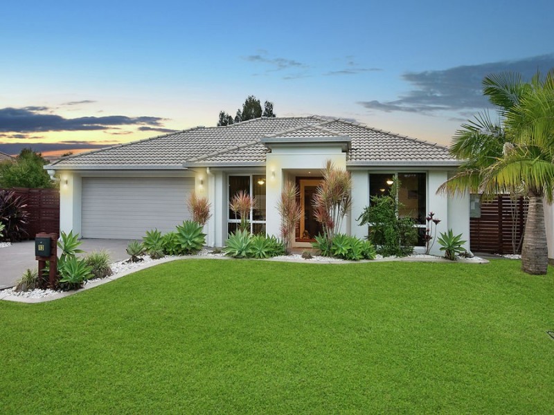 13 Andrew Ave, Little Mountain QLD 4551