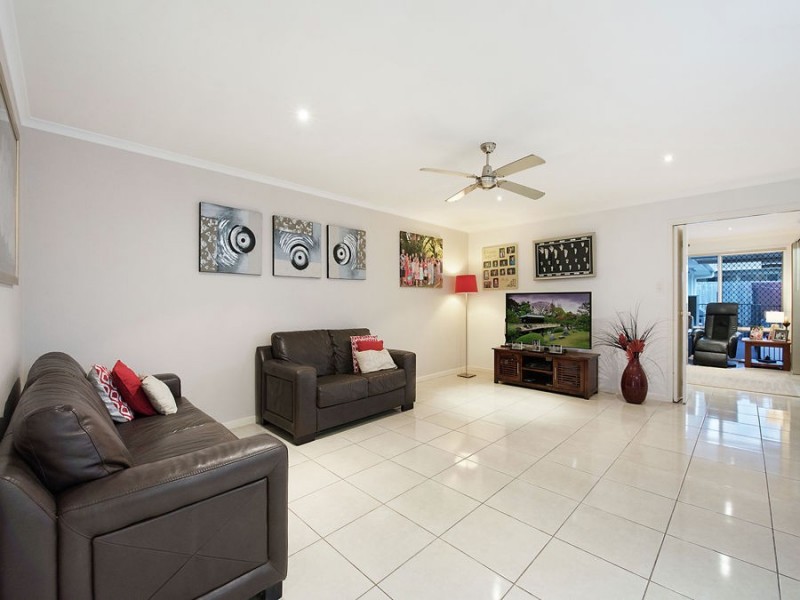 13 Andrew Ave, Little Mountain QLD 4551