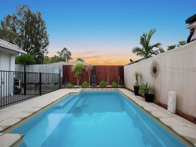 13 Andrew Ave, Little Mountain QLD 4551