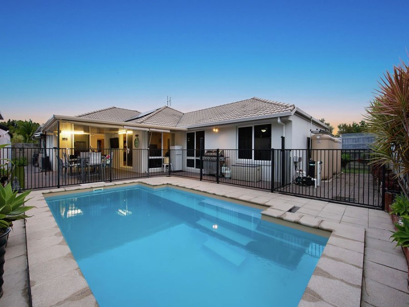 13 Andrew Ave, Little Mountain QLD 4551