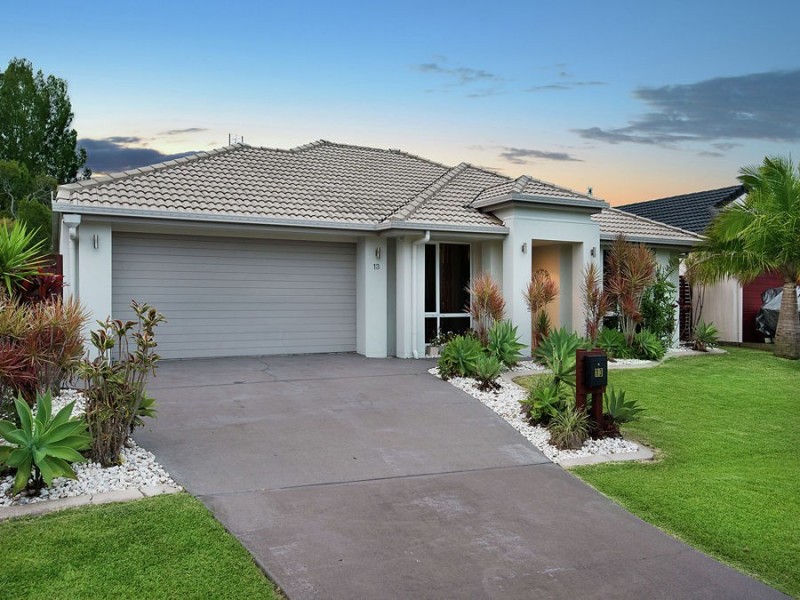 13 Andrew Ave, Little Mountain QLD 4551