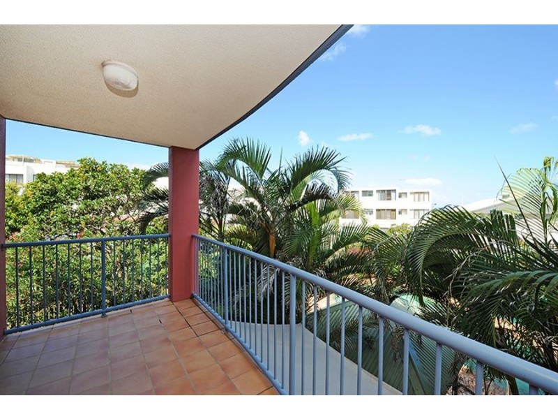 2/13 Orvieto Terrace, Kings Beach QLD 4551