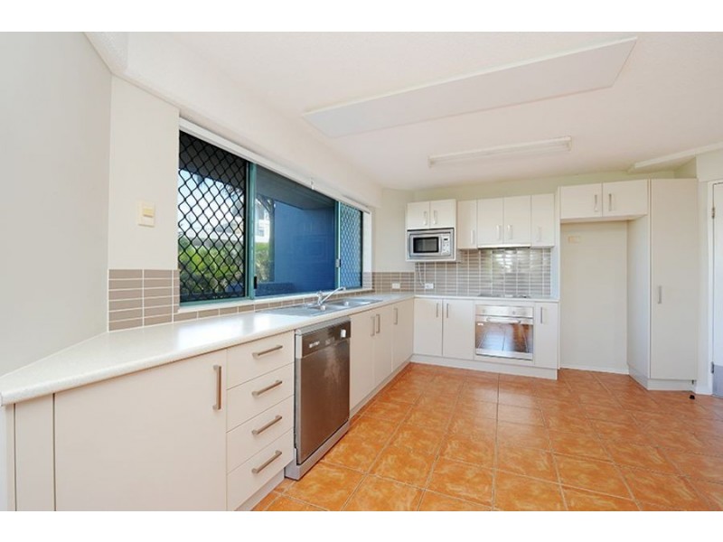 2/13 Orvieto Terrace, Kings Beach QLD 4551