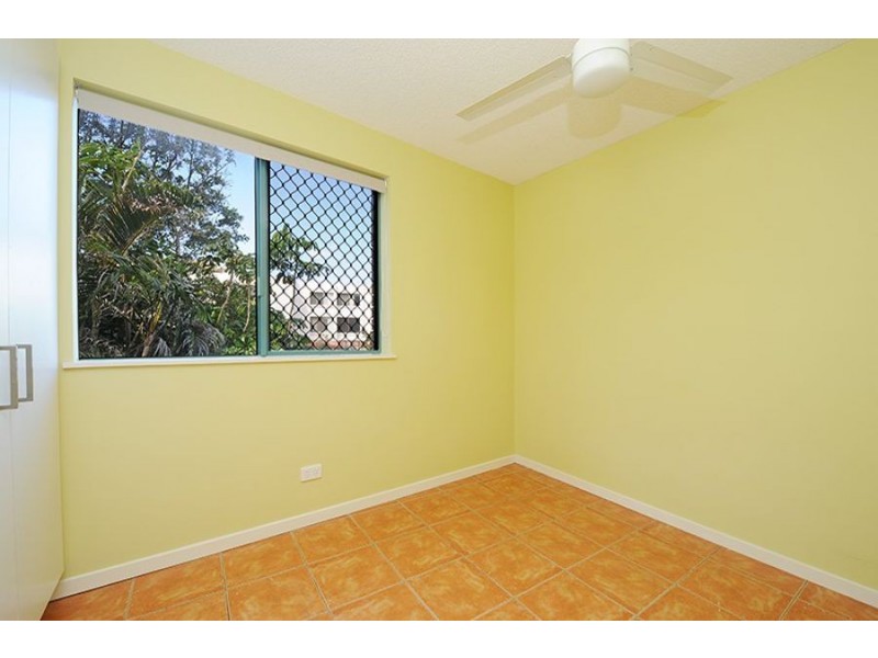 2/13 Orvieto Terrace, Kings Beach QLD 4551